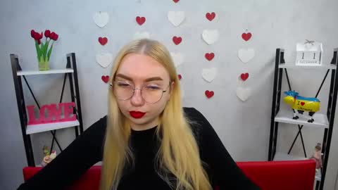 BeatriceFlyy online show from 12/11/24, 10:14