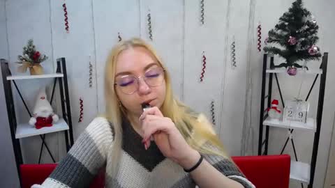 BeatriceFlyy online show from 12/30/24, 06:20