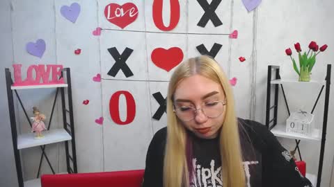 BeatriceFlyy online show from 02/01/25, 01:41