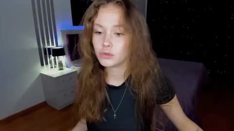 BeatriceWild online show from 11/12/25, 11:10