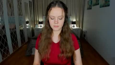 Snapshot of beatricewild chatting on 02/25/26, 11:09 BeatriceWild online show from 02/25/26, 11:09