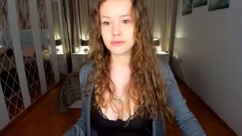 BeatriceWild online show from 04/07/26, 11:10