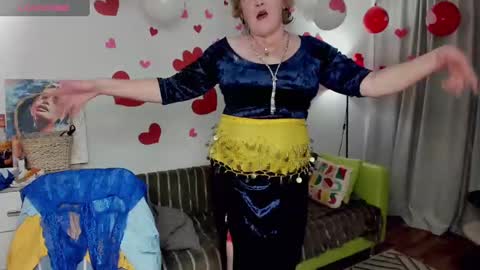 Snapshot of beautiful_lina7 chatting on 02/08/25, 04:47 your Lana online show from 02/08/25, 04:47