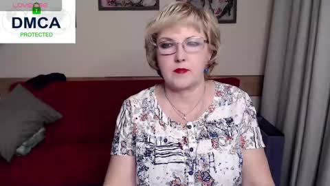 Snapshot of beautiful_lina7 chatting on 11/11/25, 04:29 your Lana online show from 11/11/25, 04:29