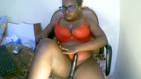 beautifulpeach2 online show from 02/22/25, 08:40