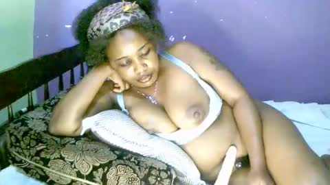 beautifulpeach2 online show from 03/06/25, 12:30