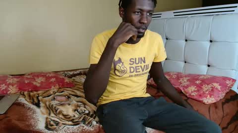 Beauty And The Beast online show from 11/25/25, 05:51