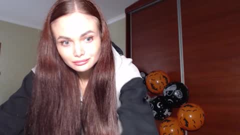 Maria online show from 10/09/25, 09:29