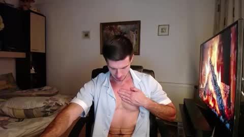 Mia and Jake online show from 10/10/25, 12:31