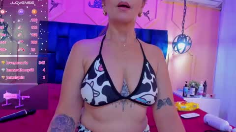 Chantall online show from 01/12/25, 06:05