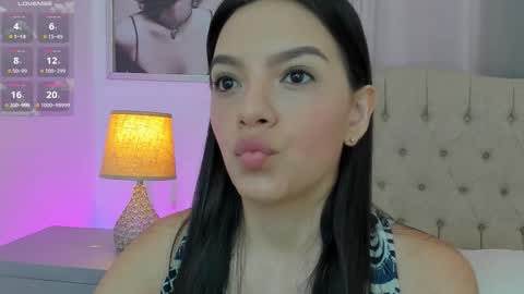 Ariana Reyes online show from 03/17/26, 12:30