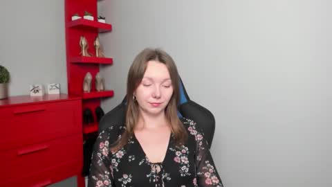 Zoe online show from 09/18/25, 05:31