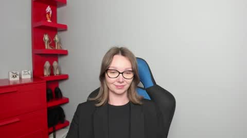 Zoe online show from 06/19/26, 06:40