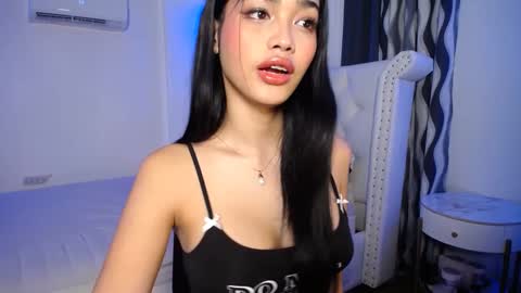 Snapshot of bebe_hermosa69 chatting on 12/10/24, 01:22 Madison. online show from 12/10/24, 01:22