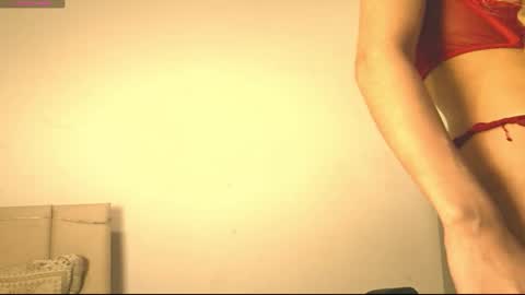 Jennifer online show from 12/22/25, 05:04