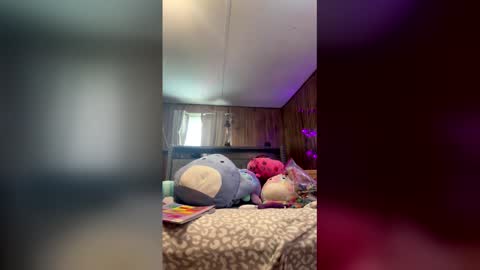 bebegirl6 online show from 04/16/26, 07:47