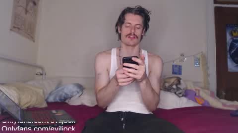 bebe  dust online show from 12/08/24, 02:39