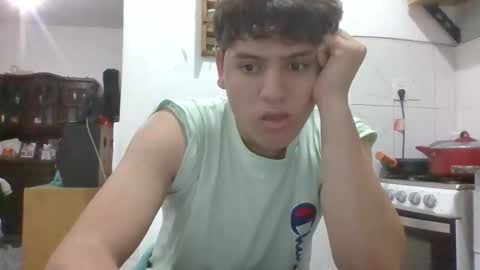 Snapshot of bebote0020 chatting on 10/06/25, 04:21 bebote0020 online show from 10/06/25, 04:21