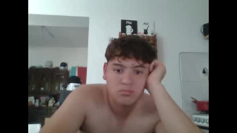 Snapshot of bebote0020 chatting on 12/16/25, 05:51 bebote0020 online show from 12/16/25, 05:51