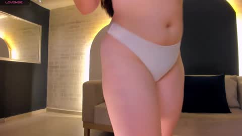 Am Becca online show from 02/08/25, 10:19