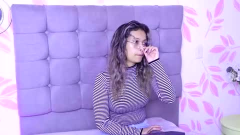 beccamilanni online show from 11/15/25, 12:34