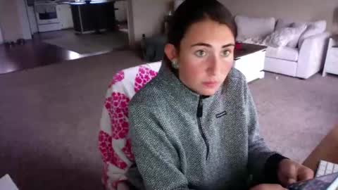 beccaraexoxo online show from 05/17/26, 11:56
