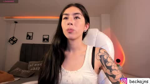 Marzhie online show from 02/20/25, 06:13