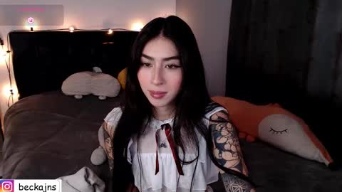 Marzhie online show from 12/20/25, 06:20