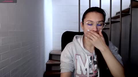 Snapshot of beckdymon chatting on 03/09/25, 09:36 Daniela online show from 03/09/25, 09:36