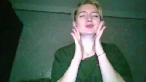 BeckiXJewelqw online show from 04/11/26, 02:32