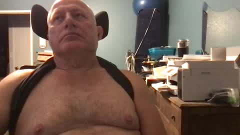 Snapshot of beckster040 chatting on 07/18/26, 06:28 beckster online show from 07/18/26, 06:28