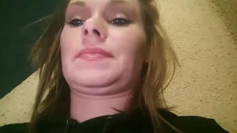 Snapshot of becky2994 chatting on 04/21/26, 02:51 BECKY BOO online show from 04/21/26, 02:51