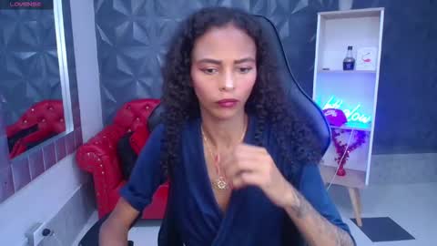 becky_lynch_102 online show from 03/03/26, 06:58