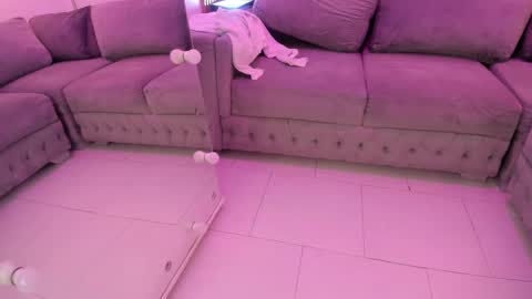 Victoria  online show from 03/21/26, 10:53