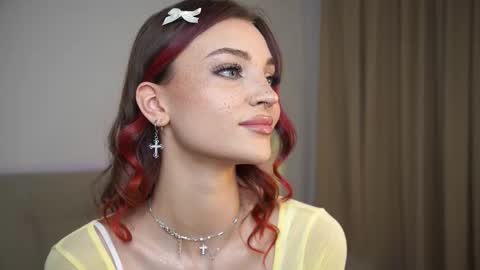 Melissa online show from 10/10/25, 01:54