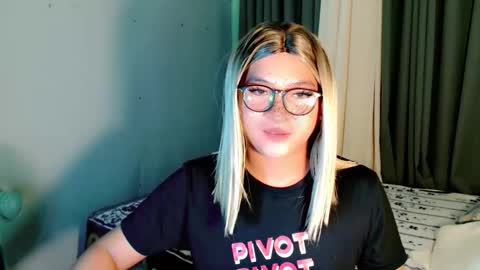 Adriana online show from 05/08/26, 03:39