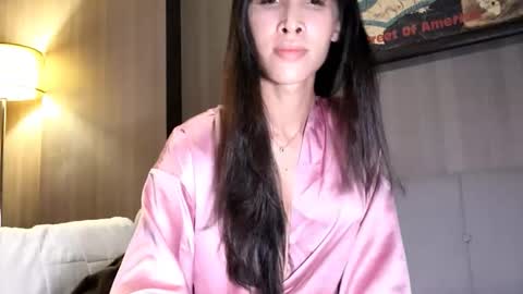 bee_thai online show from 05/04/26, 04:36