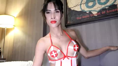 bee_thai online show from 05/05/26, 03:31