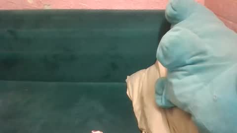 beebaby_xx online show from 10/23/25, 03:50