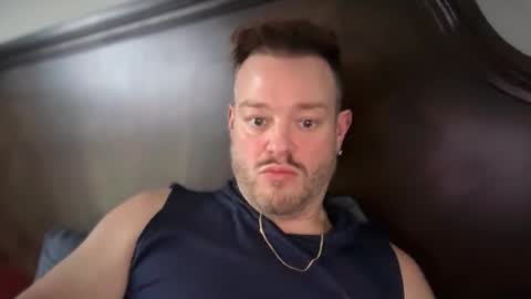 beefybttm718 online show from 04/13/26, 08:14