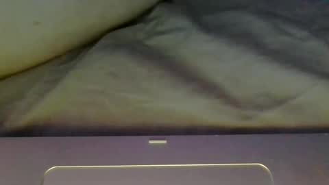 Snapshot of beeinmedeep chatting on 01/21/25, 12:50 beeinmedeep online show from 01/21/25, 12:50