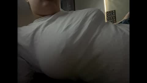 Snapshot of beeinmedeep chatting on 11/12/25, 11:47 beeinmedeep online show from 11/12/25, 11:47