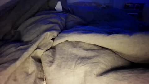 Snapshot of beeinmedeep chatting on 02/04/26, 12:05 beeinmedeep online show from 02/04/26, 12:05