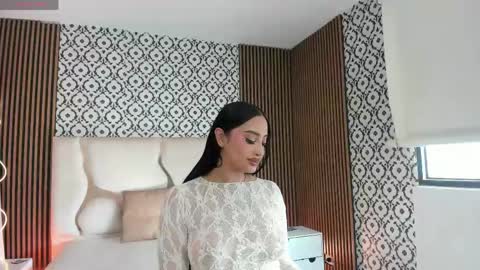 BELLA online show from 05/20/26, 12:22