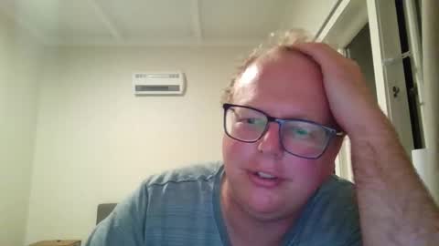 Snapshot of beentomars chatting on 04/08/26, 09:20 beentomars online show from 04/08/26, 09:20