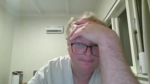 Snapshot of beentomars chatting on 04/16/26, 08:04 beentomars online show from 04/16/26, 08:04