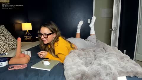 Snapshot of befxckingnice chatting on 10/26/25, 05:19 all links here online show from 10/26/25, 05:19