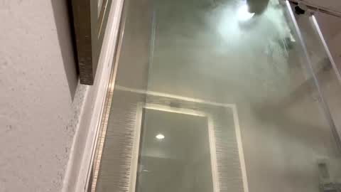 Snapshot of begme88 chatting on 02/03/25, 03:42 begme88 online show from 02/03/25, 03:42