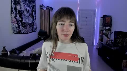 Snapshot of bekkareyes chatting on 02/16/26, 01:51 bekka online show from 02/16/26, 01:51