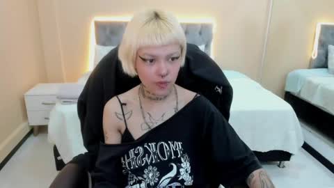 Bela online show from 04/17/26, 12:30